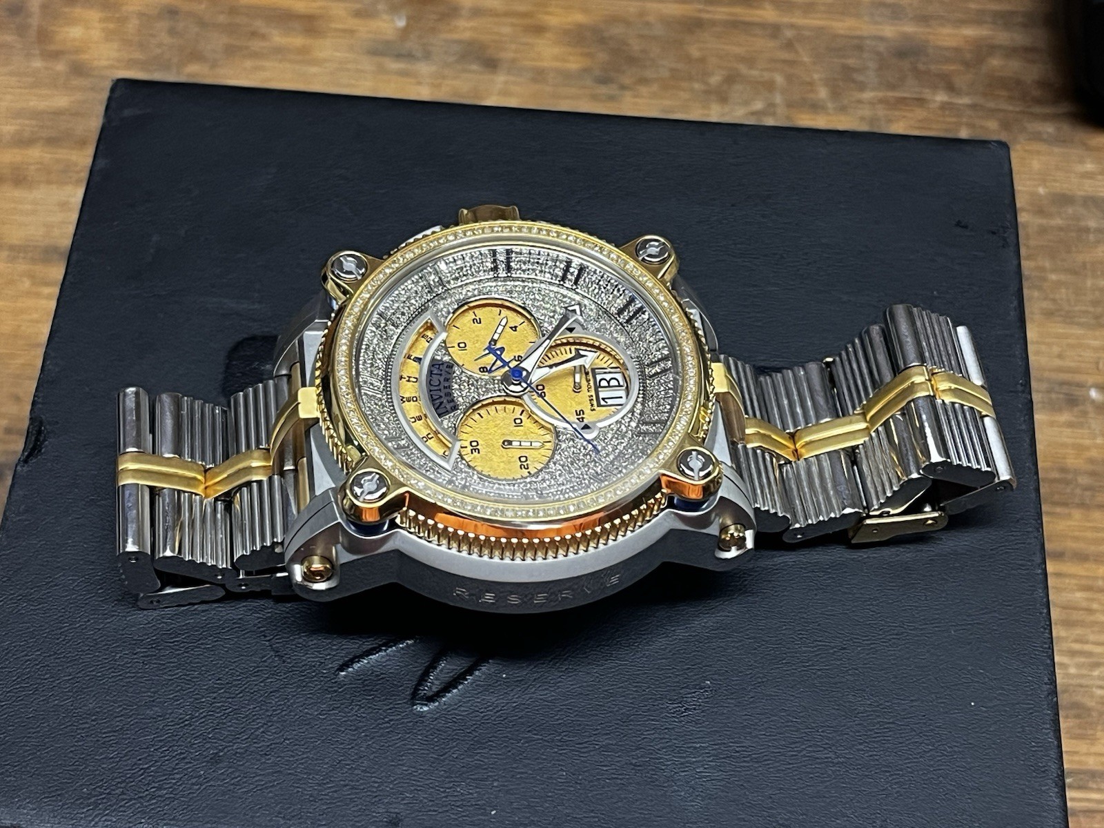 INVICTA Sea Hunter Warrior Men 1.5-1.6 CTS Diamonds 37004 56MM