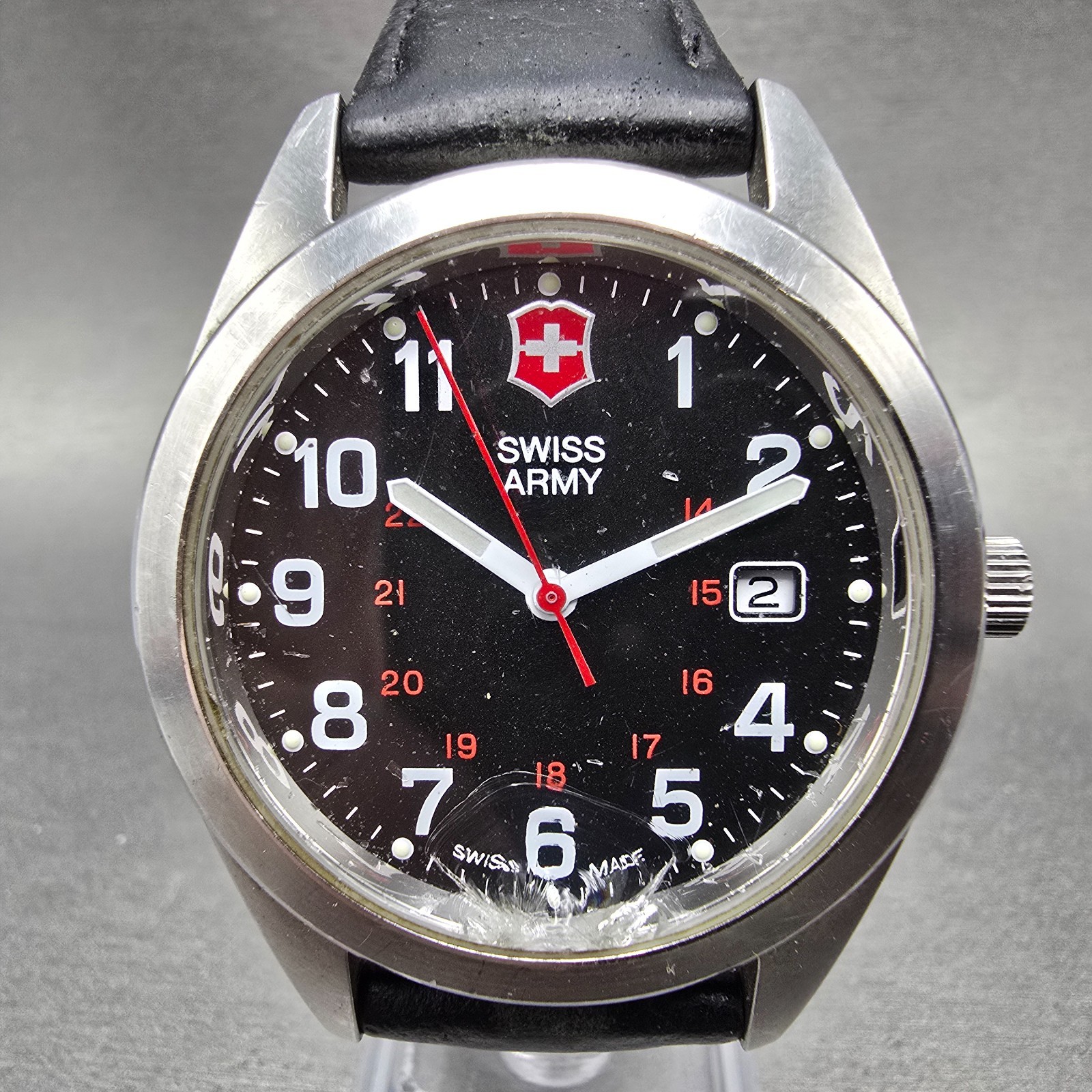 Victorinox Swiss Army Garrison Watch Men 40mm Black Dial Steel Date Round WorksT