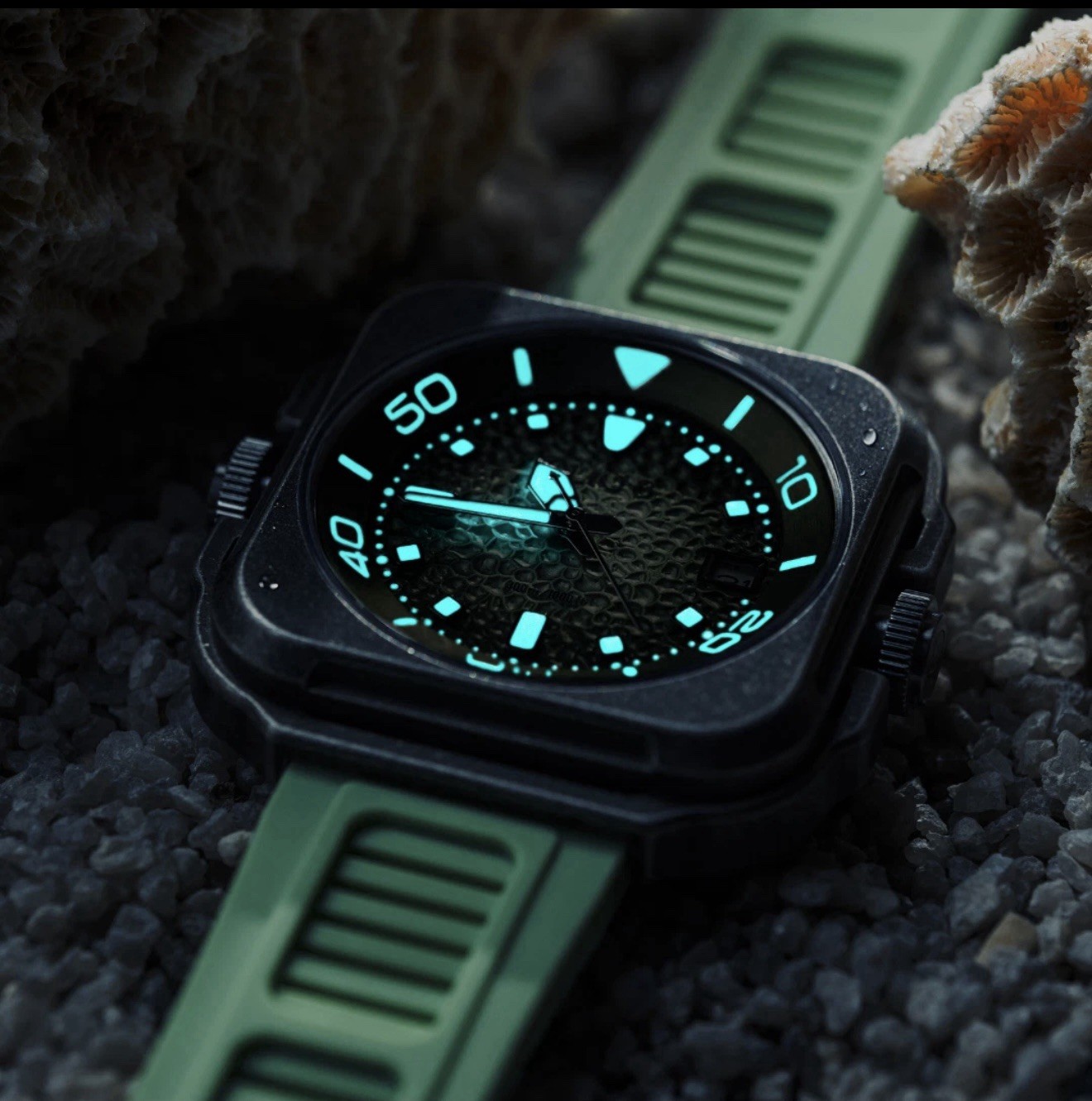 OLTO-8 Coral Steward Diving Automatic Watch Retro Green Men’s Watch – Brand New