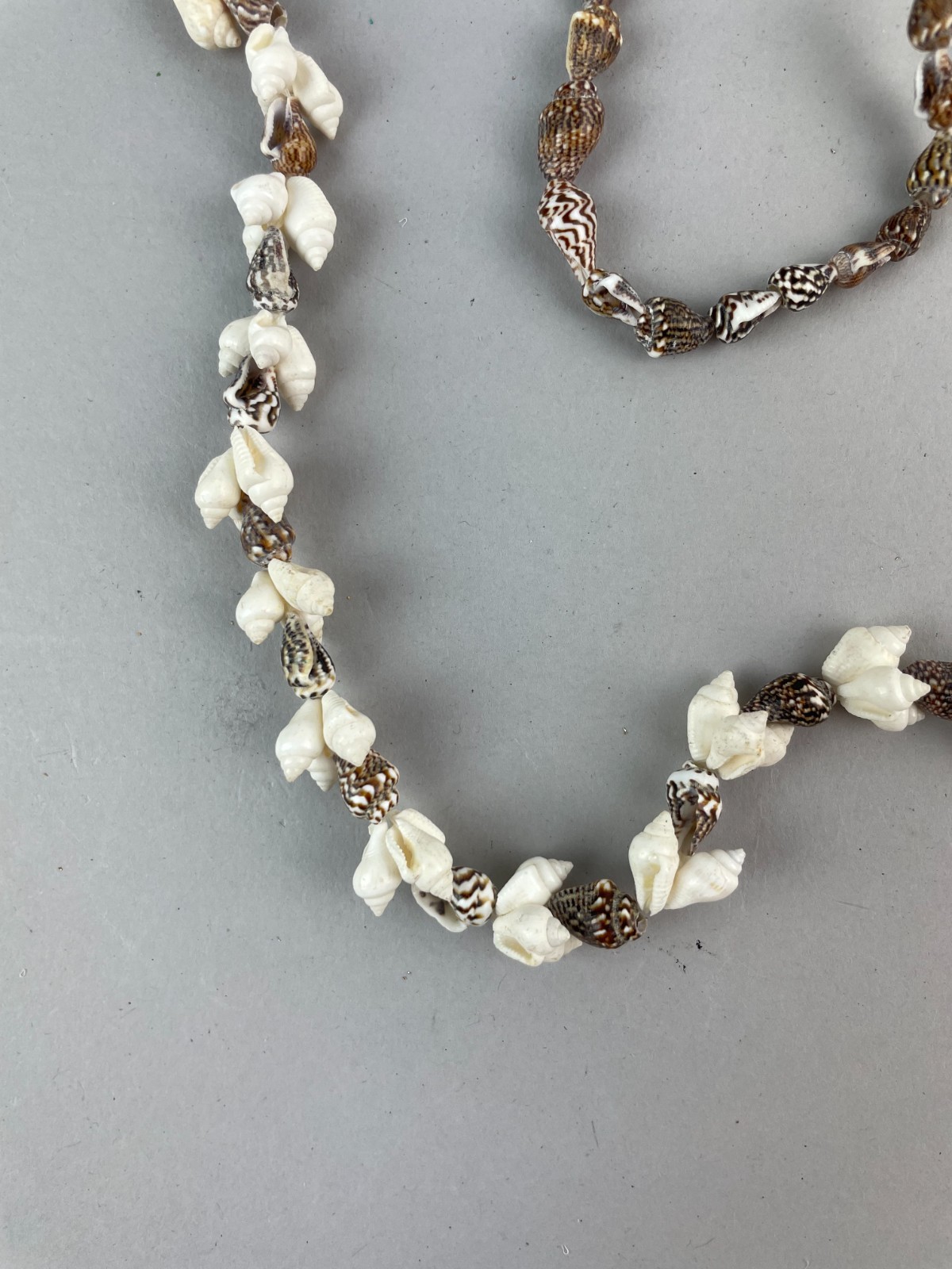 Vintage strand Cowrie Shell Necklace, 34″ long length 1990s-early 2000s UNISEX