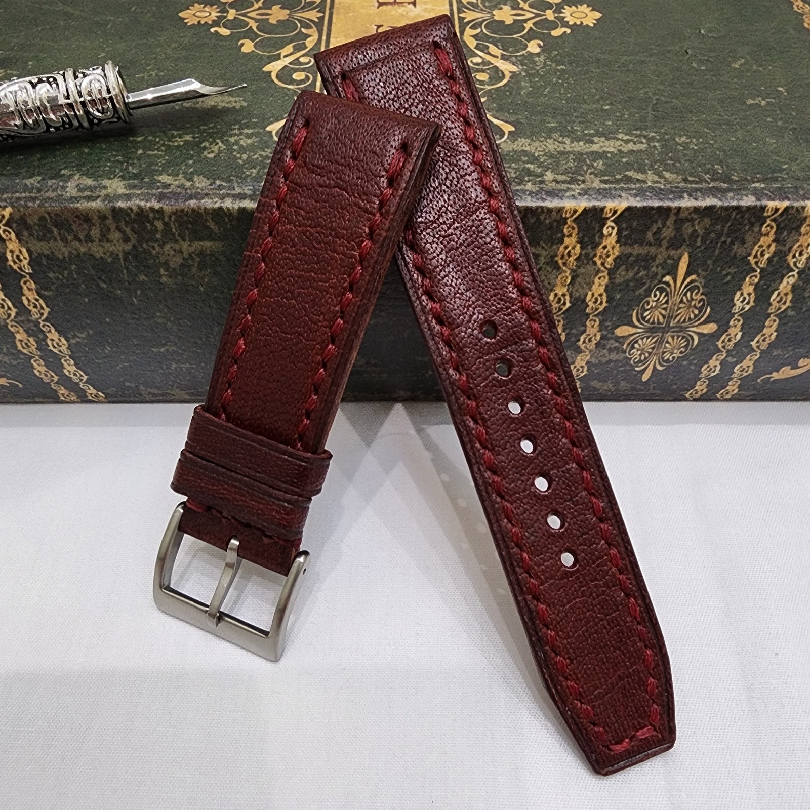 22mm Burgundy Italian Vegetable Tanned Leather Watch Strap Handmade 22-20