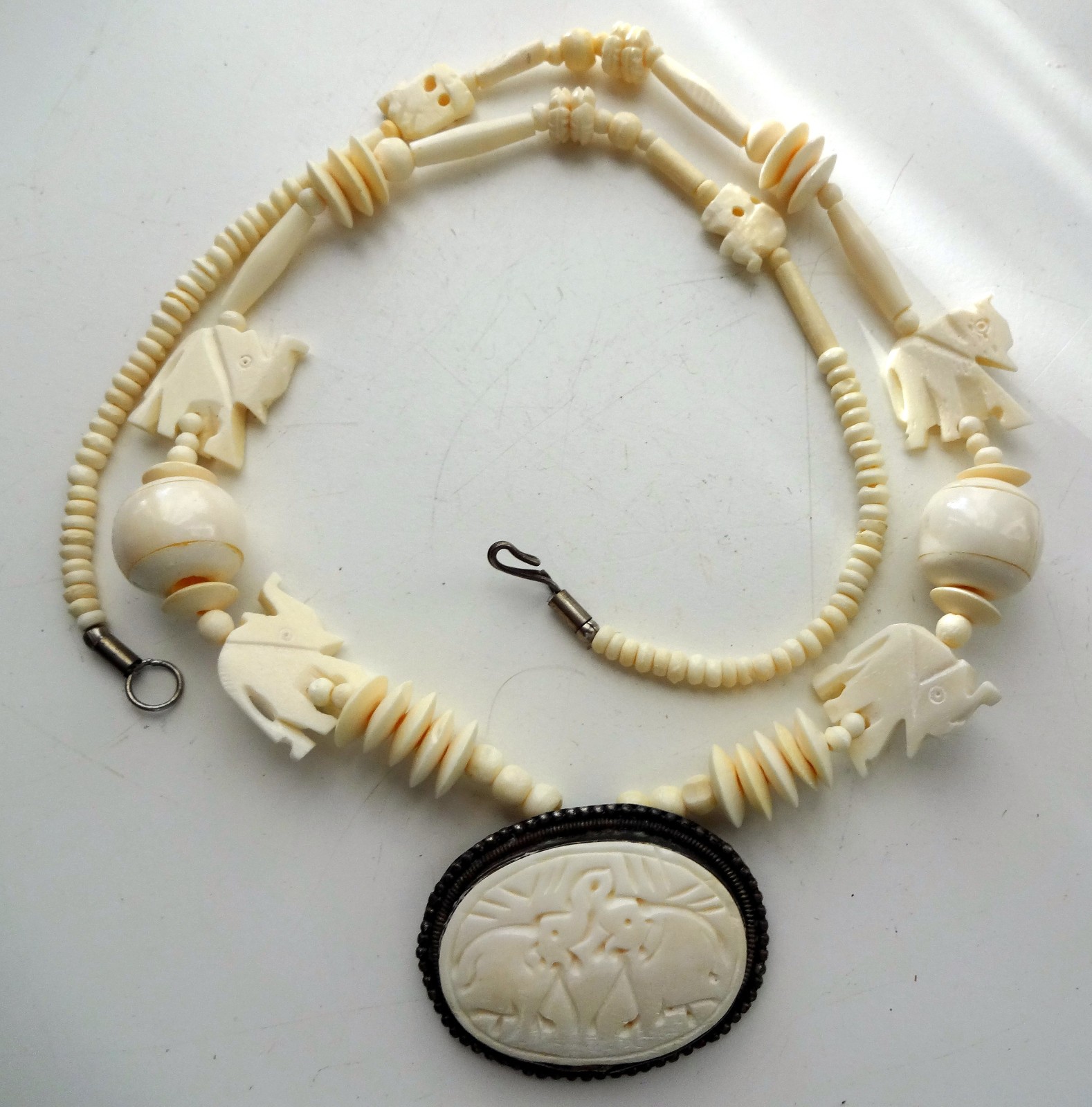 Atq African Berber Taureg Pendant Zoo Beads Statement Oval Charm Necklace Unisеx