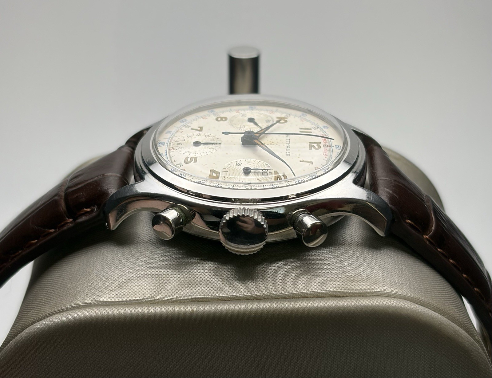 1960s Wittnauer 235T Chronograph – Valjoux 72, Blued Hands – Check It Out!