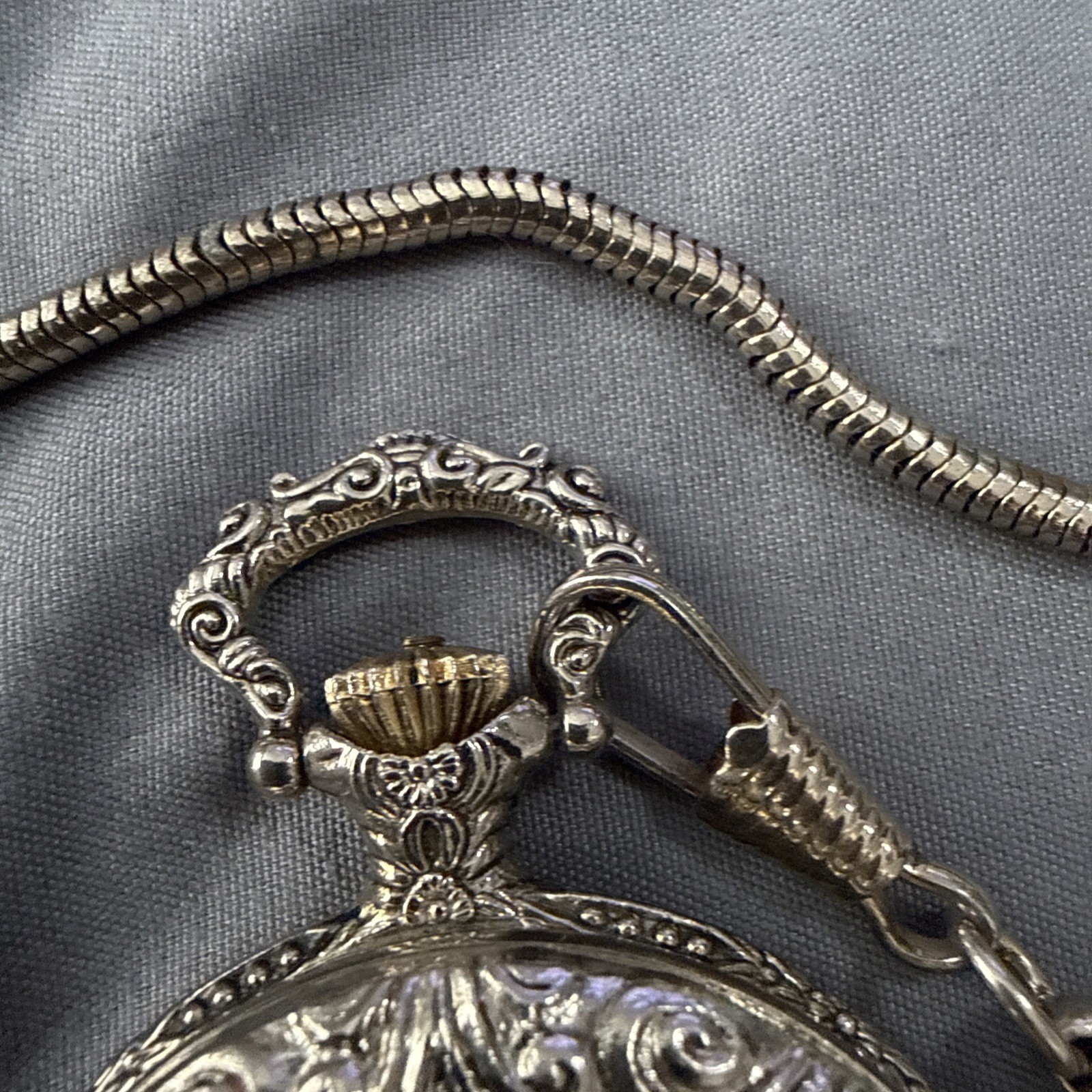Vintage Pocket Watch For Parts Or possible Repair Only Cowboy/horse Theme