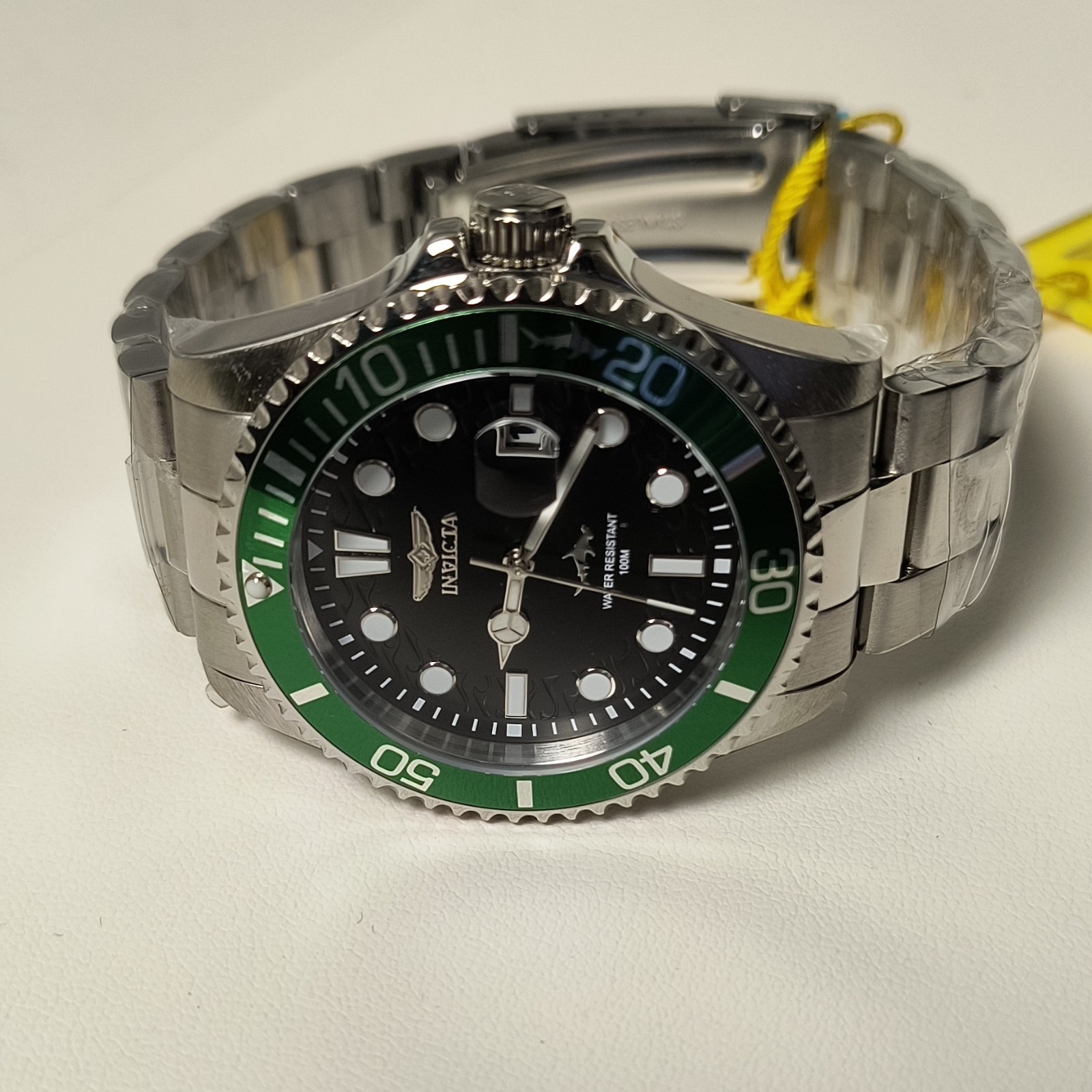 Invicta Pro Diver Quartz 100m Black Dial Green Bezel Date SS Bracelet Box