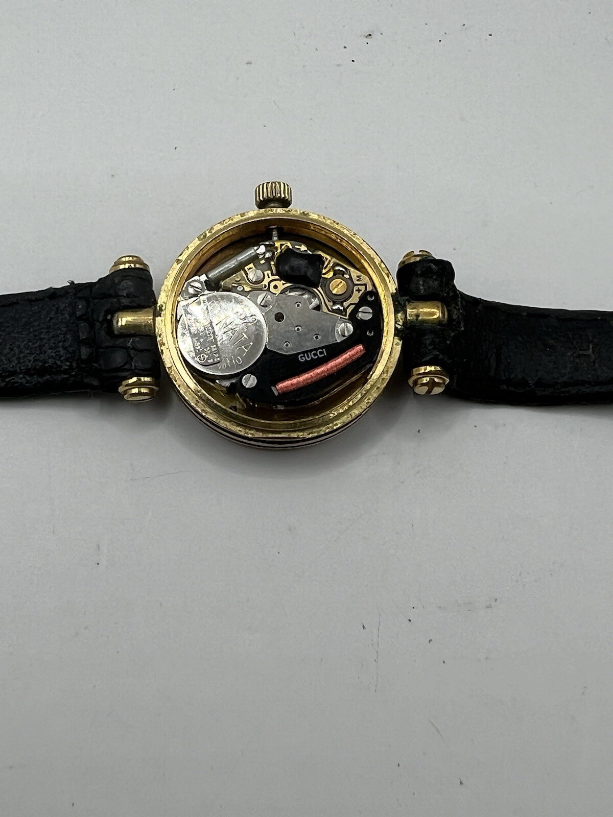 GUCCI ONE JEWEL QUARTZ WATCH ~ RUNNING ~