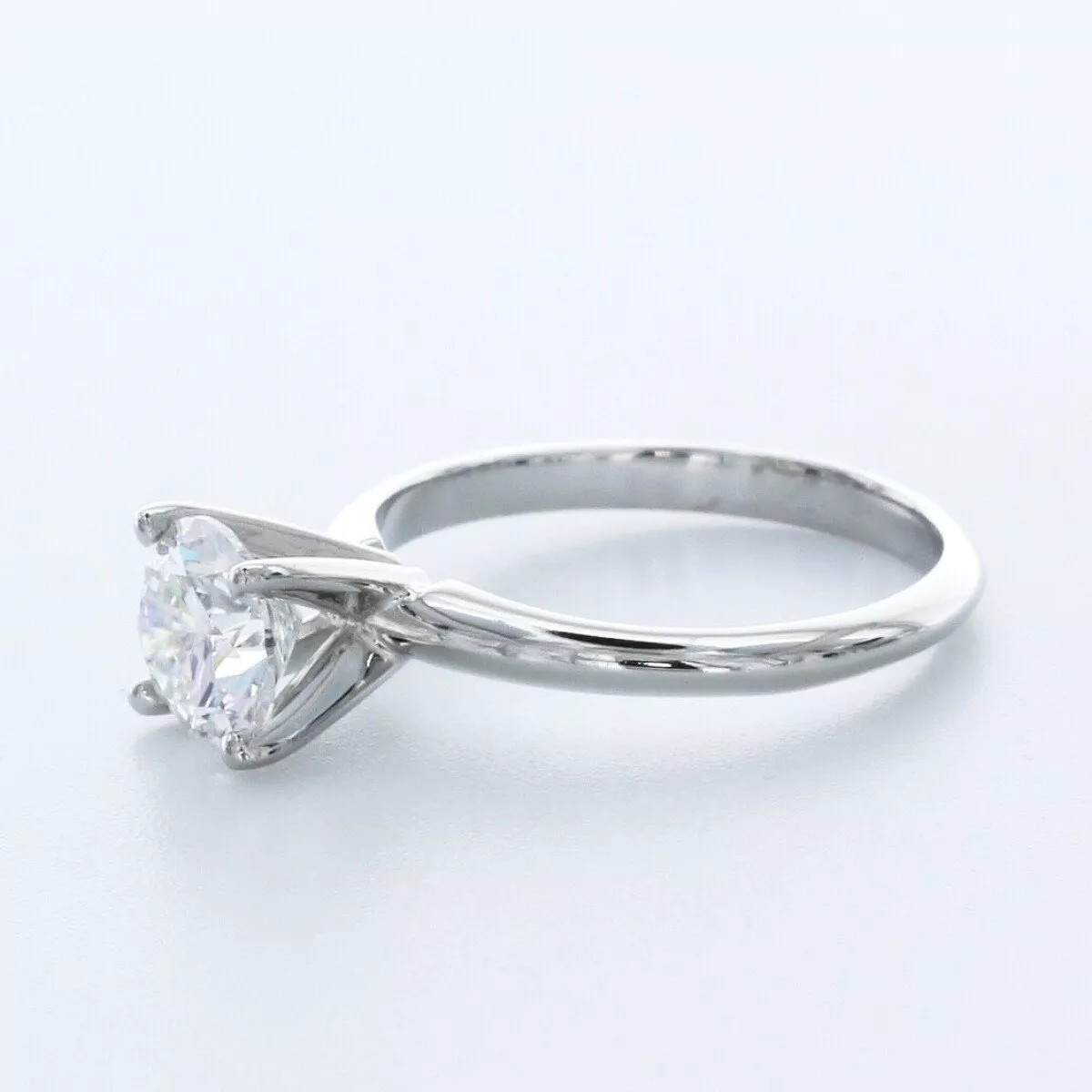 Solitaire Engagement Ring Platinum Classic 1.06 CT Round Lab-Grown Diamond E VS1