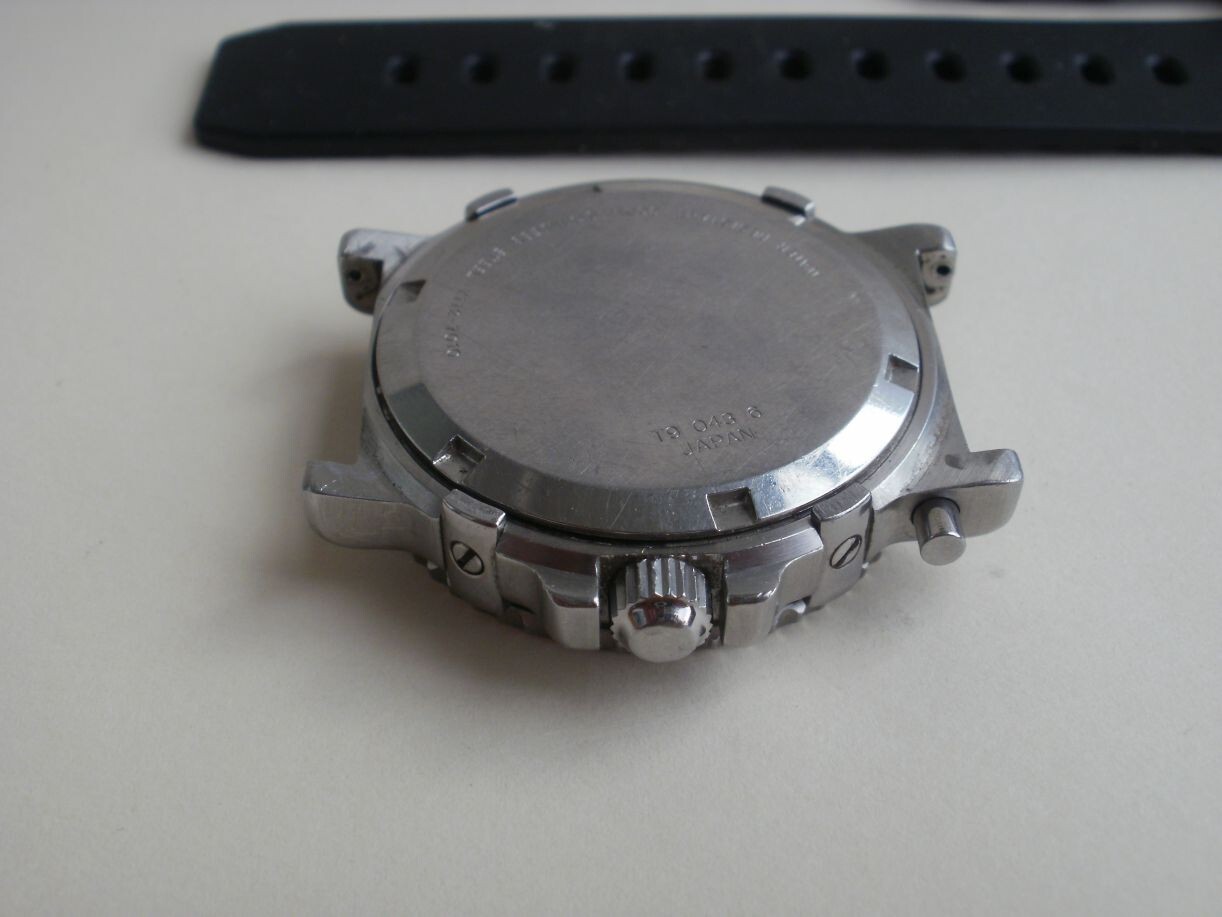 Yema Navygraf 300m. men’s ref.T9 043 6 original diver quartz vintage wrist watch