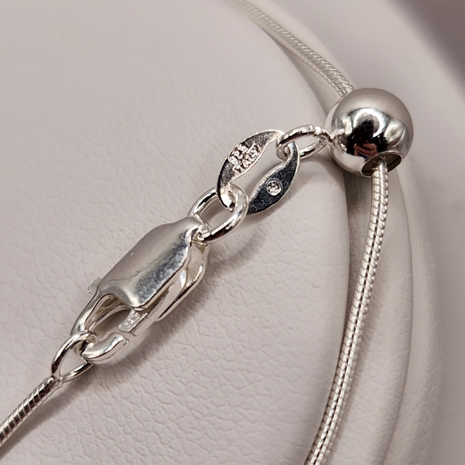 925 NEW Sterling Silver ITALIAN Ajustable Snake Chain 22″ Length 1mm Width FREE