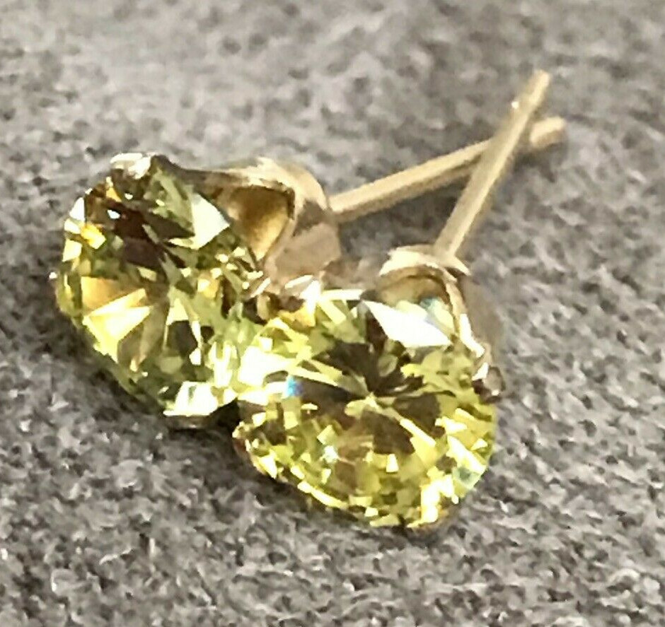 PERIDOT CUBIC ZIRCONIA STUD EARRINGS. AAA 5mm ROUND. 14k GOLD FILLED