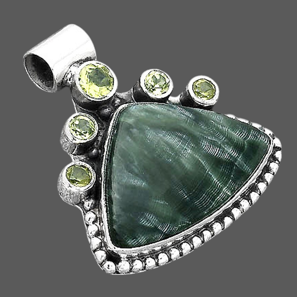 Russian Seraphinite and Peridot 925 Sterling Silver Pendant Jewelry P-1519