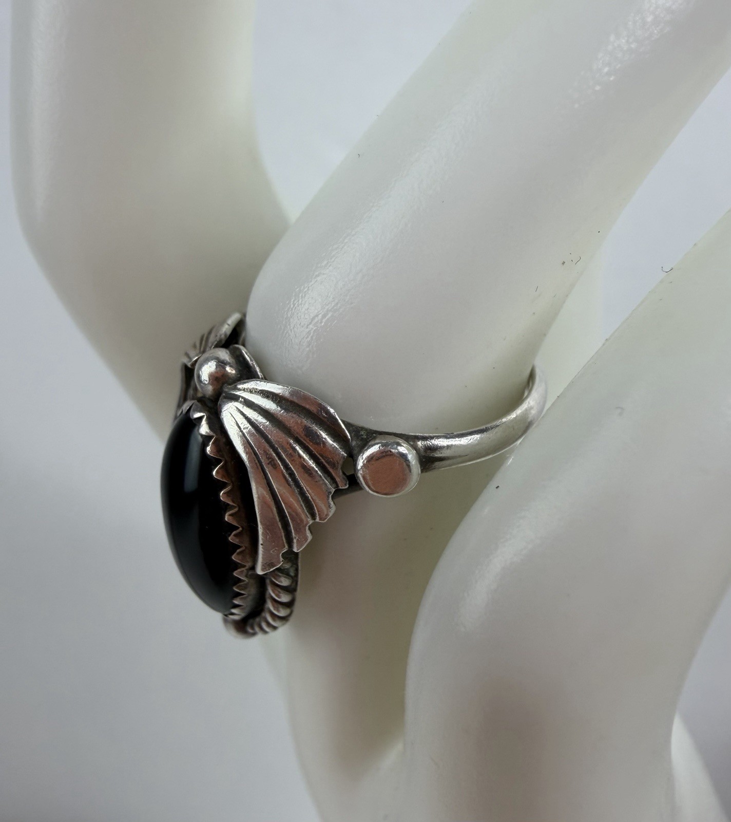 Sterling Silver Native American Black Onyx Ring Size 5.75 Not Signed