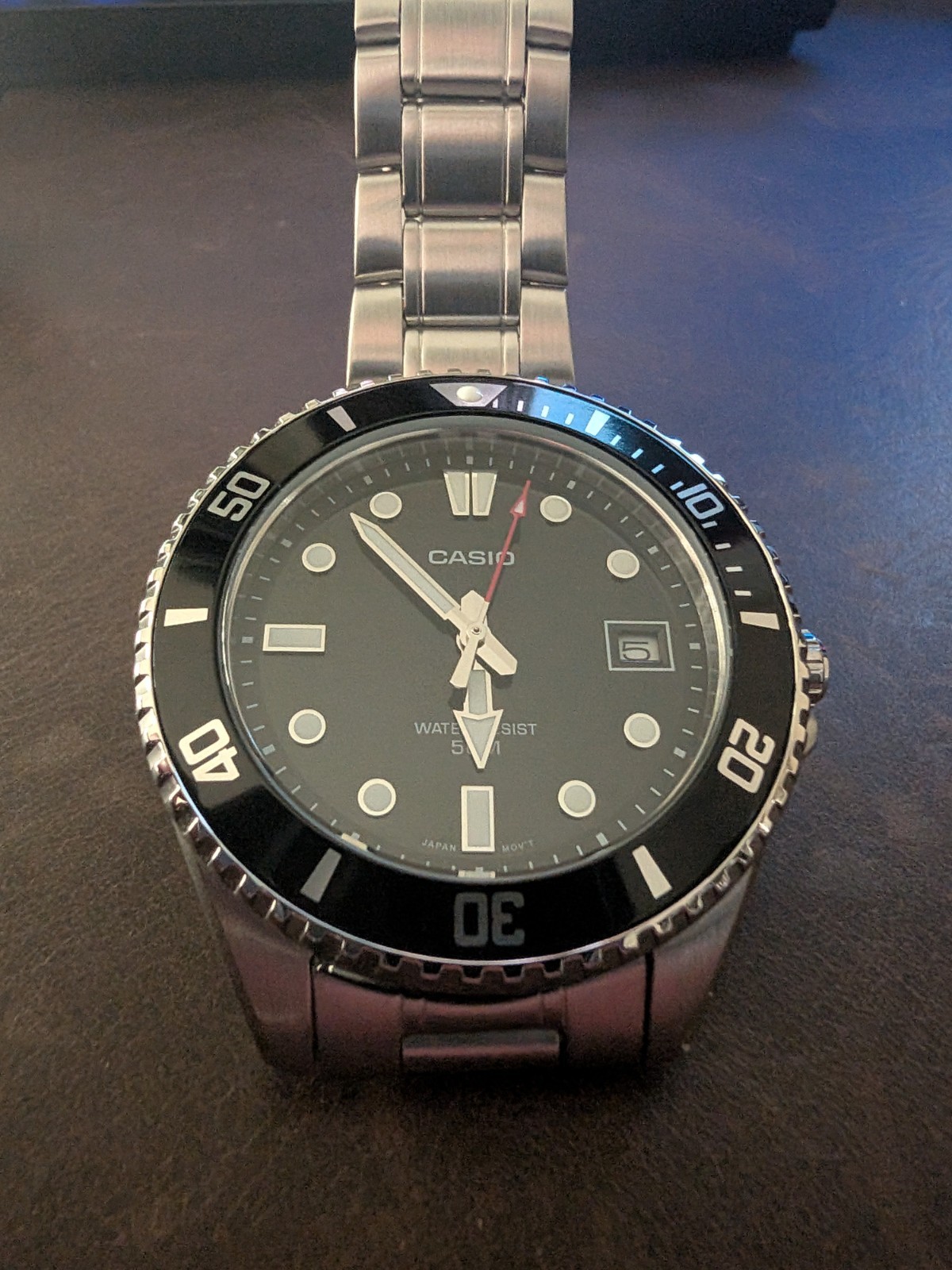 Casio 36mm Mini Duro – MDV-10D-1A1VDF