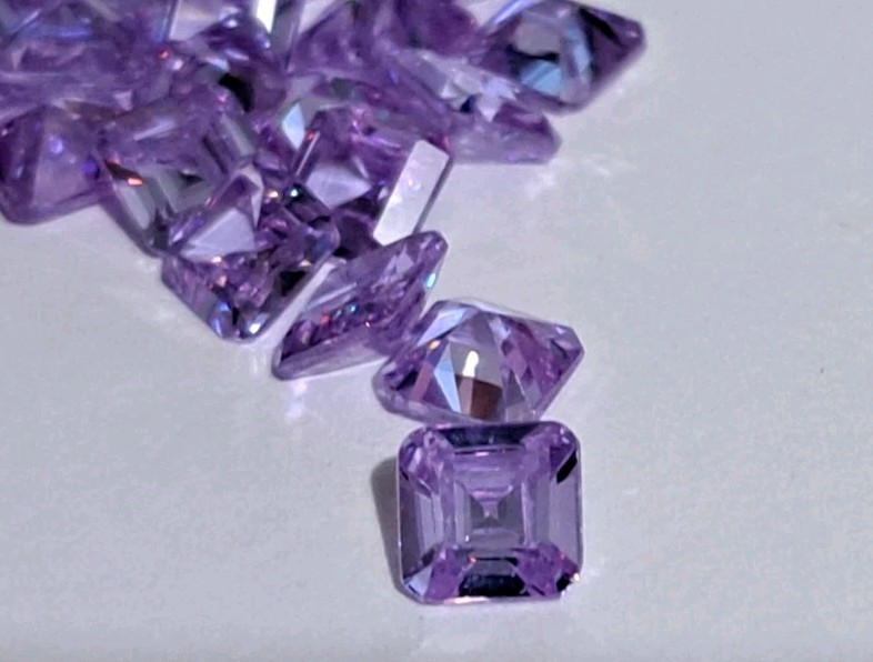 10 Pieces 6x6mm Octagon Shaped Lavender CZ Cubic Zirconia