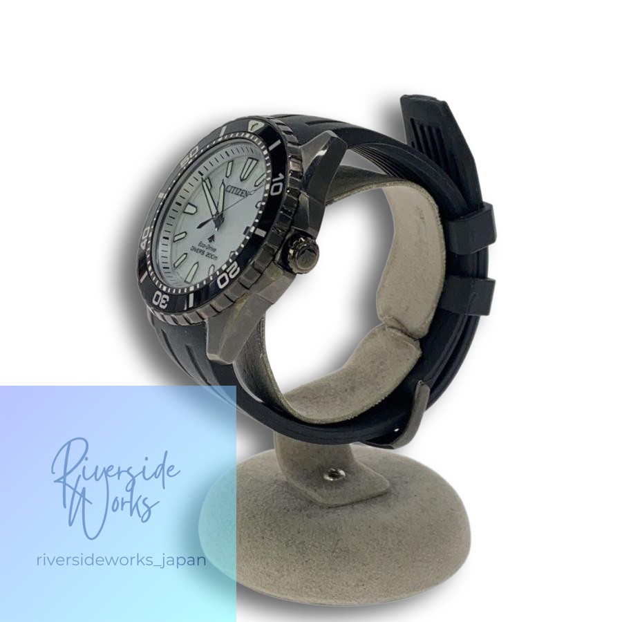 CITIZEN Solar Analog Rubber Watch WHT BLK E168-003FR09