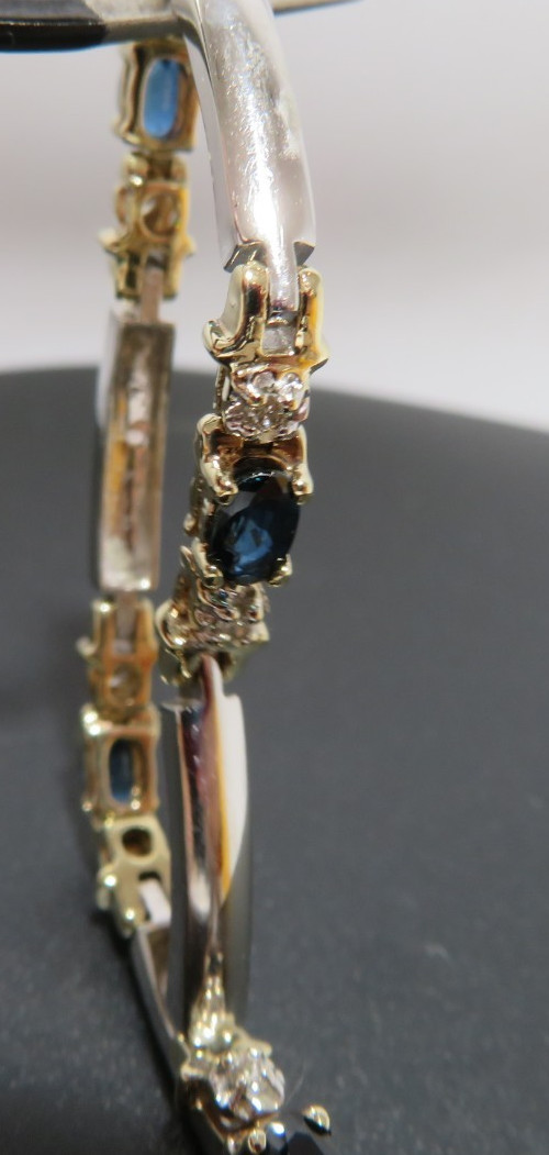10K 2TONE LADIES BLUE SAPPHIRE & DIAMOND TENNIS BRACELET 8″ LONG 9.82g(A22062-3)