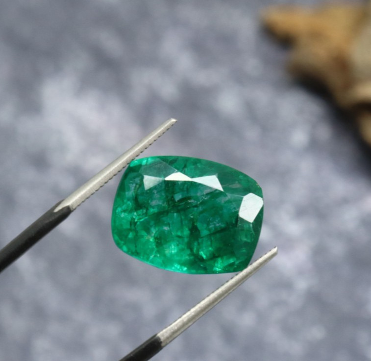Rare Natural Green Emerald 10Ct Cushion Cut Luxury Loose Gemstone 10x8x6mm