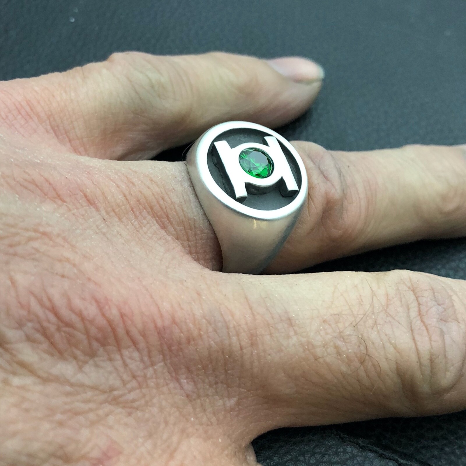 MJG STERLING SILVER GREEN LANTERN RING. ROUND TOP. 6mm CZ. SZ 10. COMIC CON
