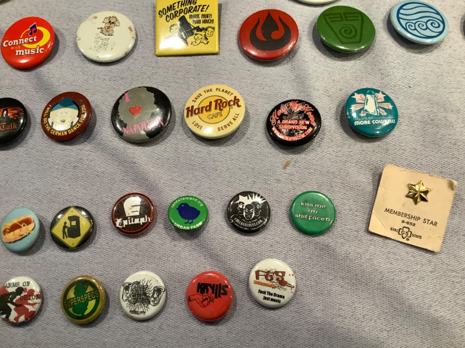 VINTAGE PINBACK BUTTONS: U PICK