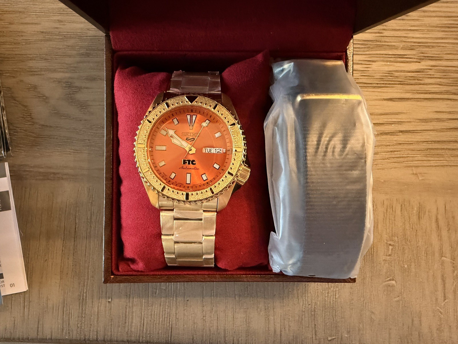FTC Exclusive Seiko 5 Mens Orange Gold Watch HDB012 067/663 Automatic