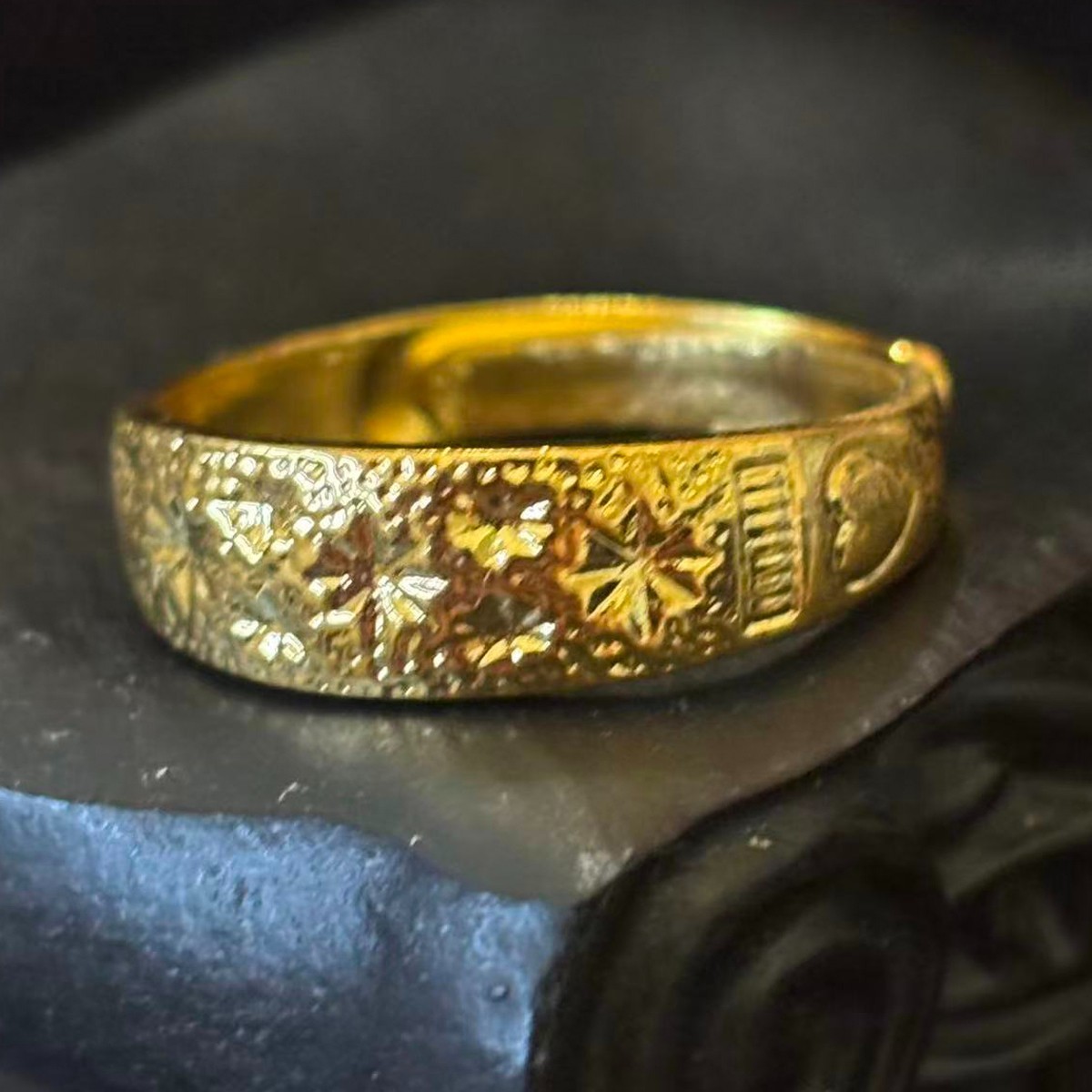 Gold-plated ? Engraved Gold-tone Ring marked ‘999’, Size 8.5 adjustable