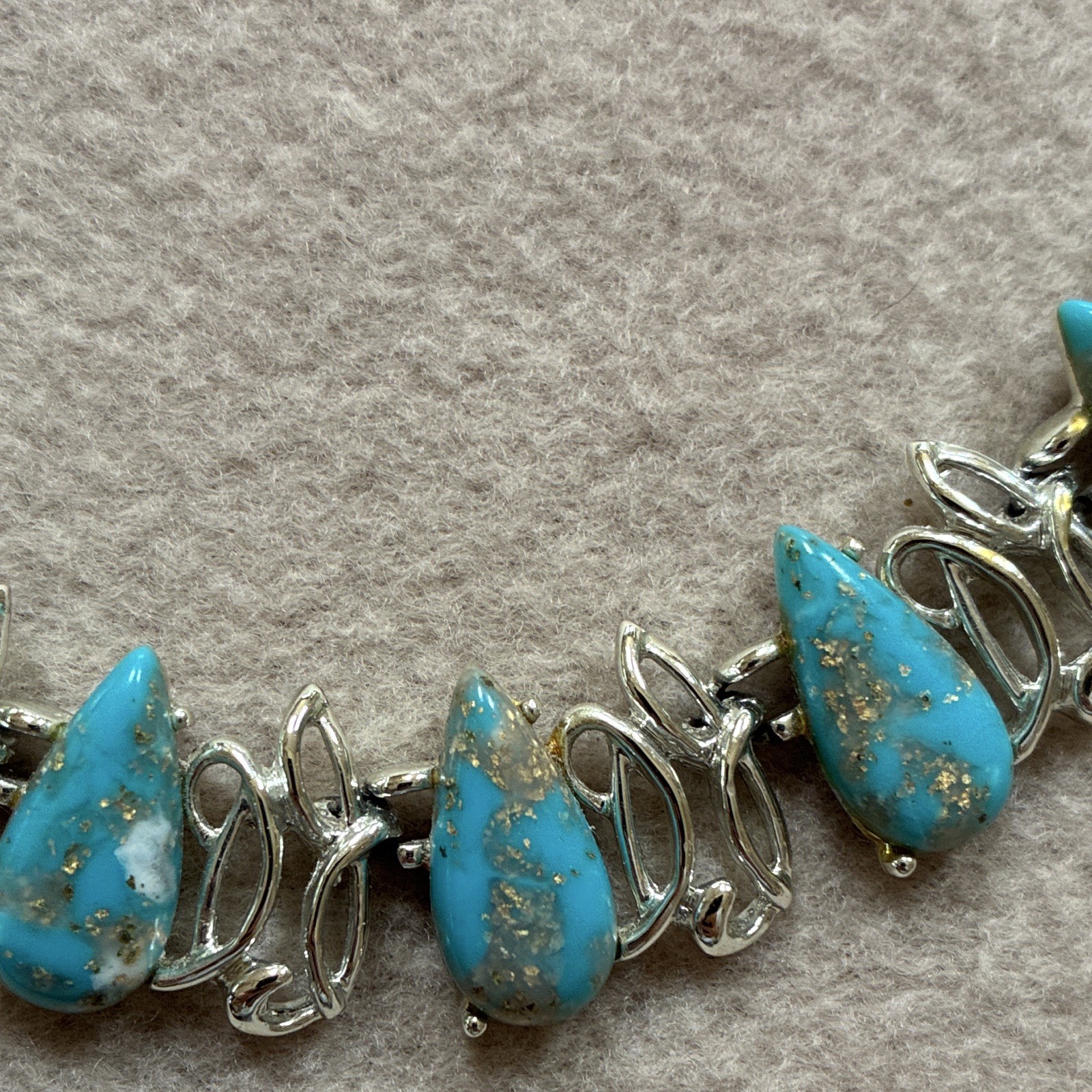 Vintage 50s-60s Silver tone Faux Turquoise Teardrop Necklace & Clip earrings set