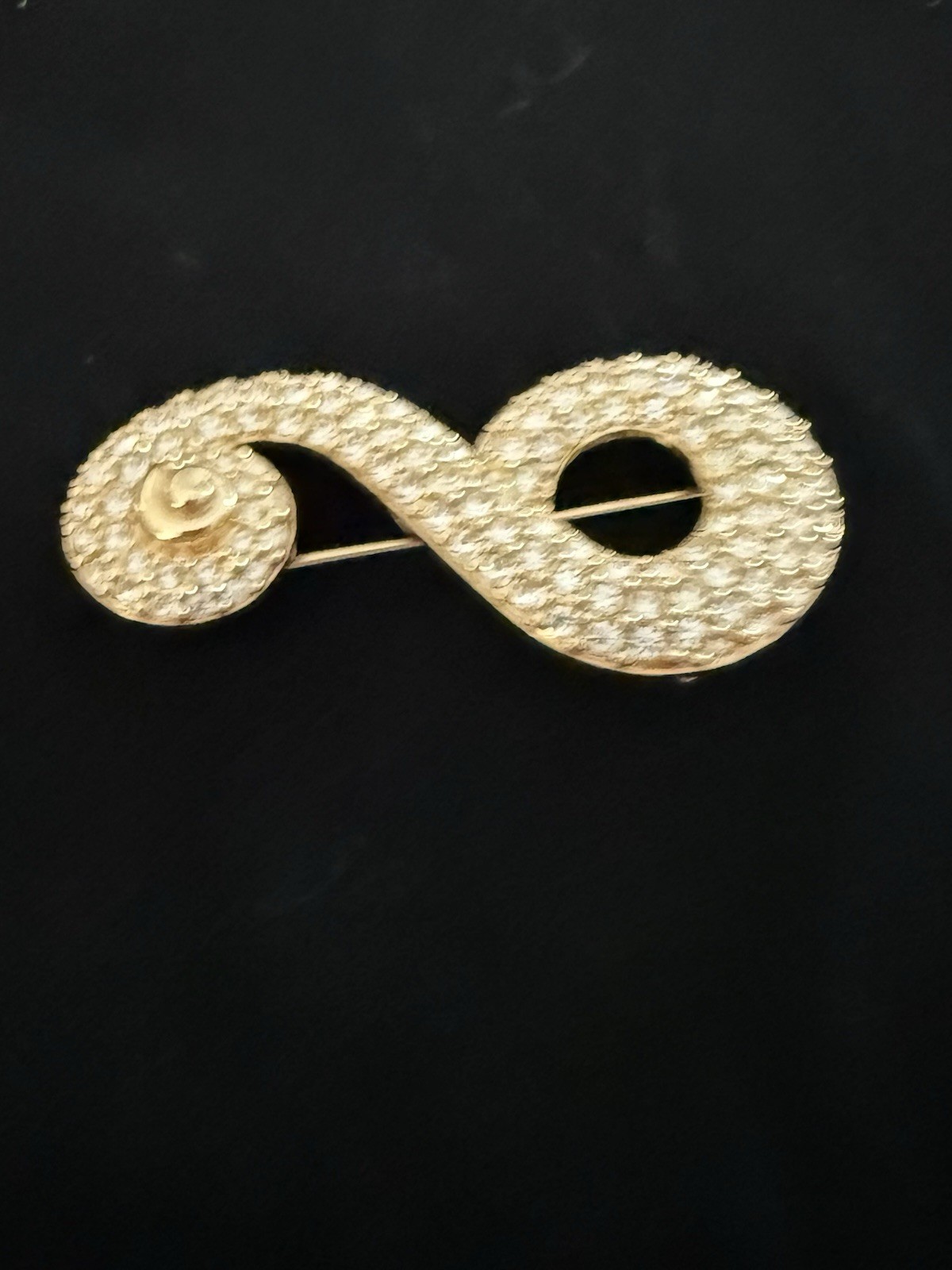 Swarovski Clear Crystal Rhinestone Pavé Swirl Brooch Pin Metal 2 in Art