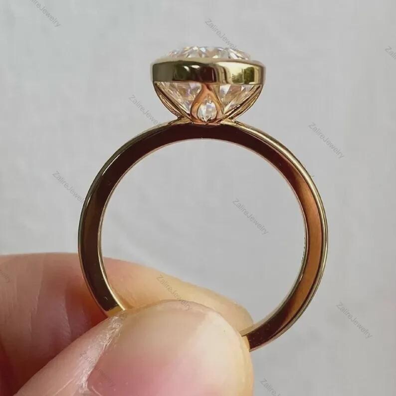 IGI 3 Ct Oval F-VS1 Lab Grown Diamond Women Engagement Ring 14K Yellow Gold