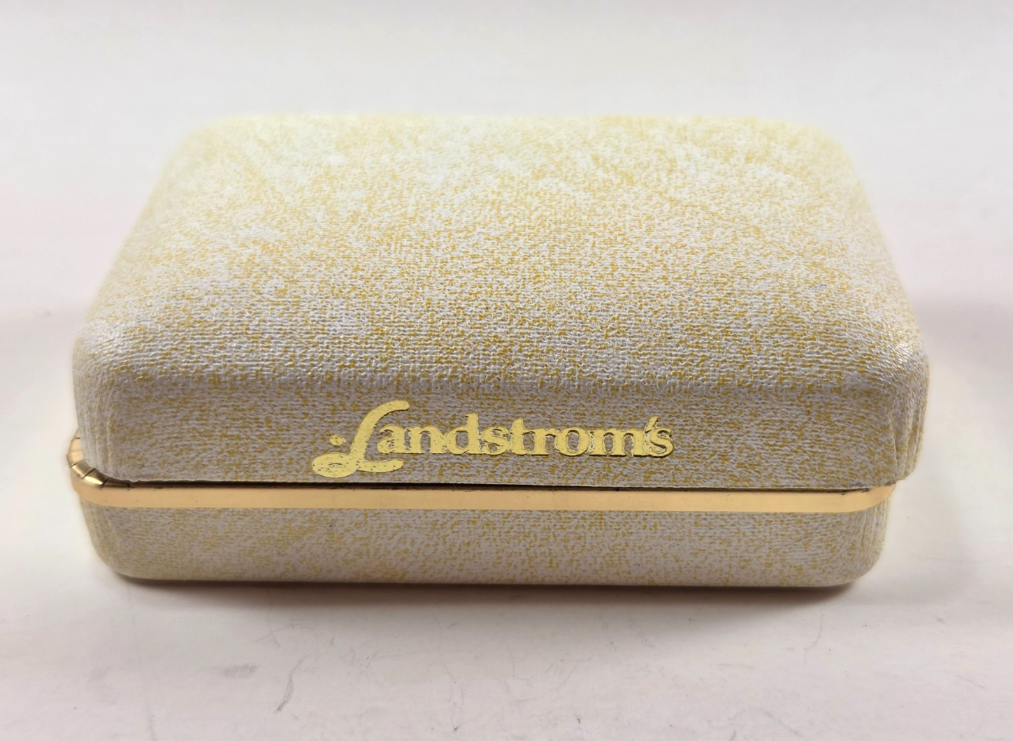 Landstrom’s 10K Black Hills Gold Heart Necklace – NIB (F3137)