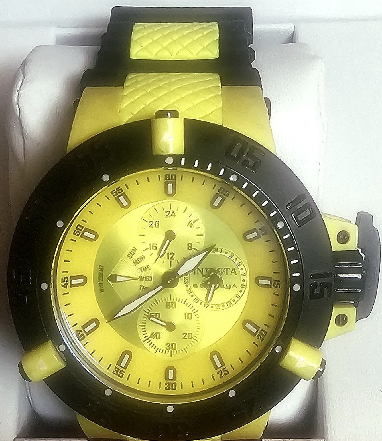 Invicta Subaqua Noma III 17116 Yellow Black Chronograph Men’s Quartz Watch