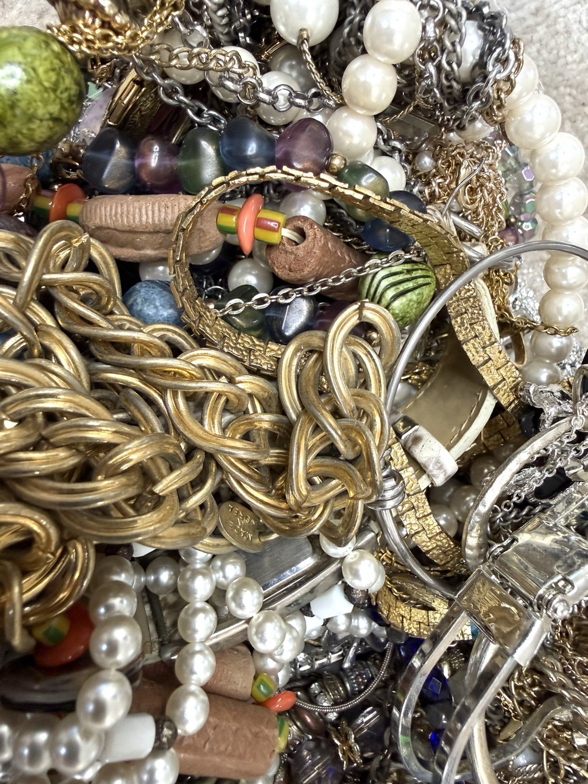 10 Lb Vintage – Now Costume Jewelry Lot 2 Harvest Repair Junk MOST ARE WEARABLE