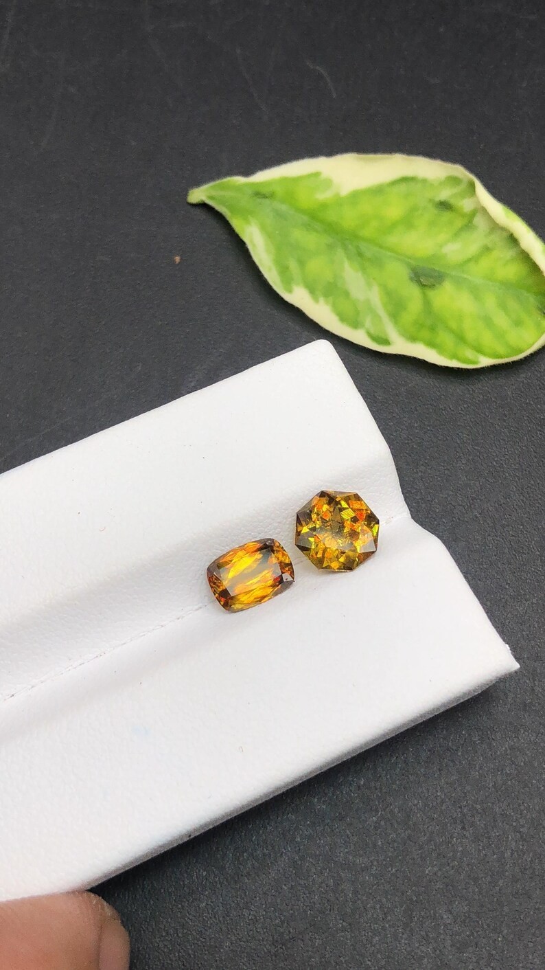 2.80Ct Natural Sphene Pair Golden Green High Dispersion Fire Loose Gemstone Set