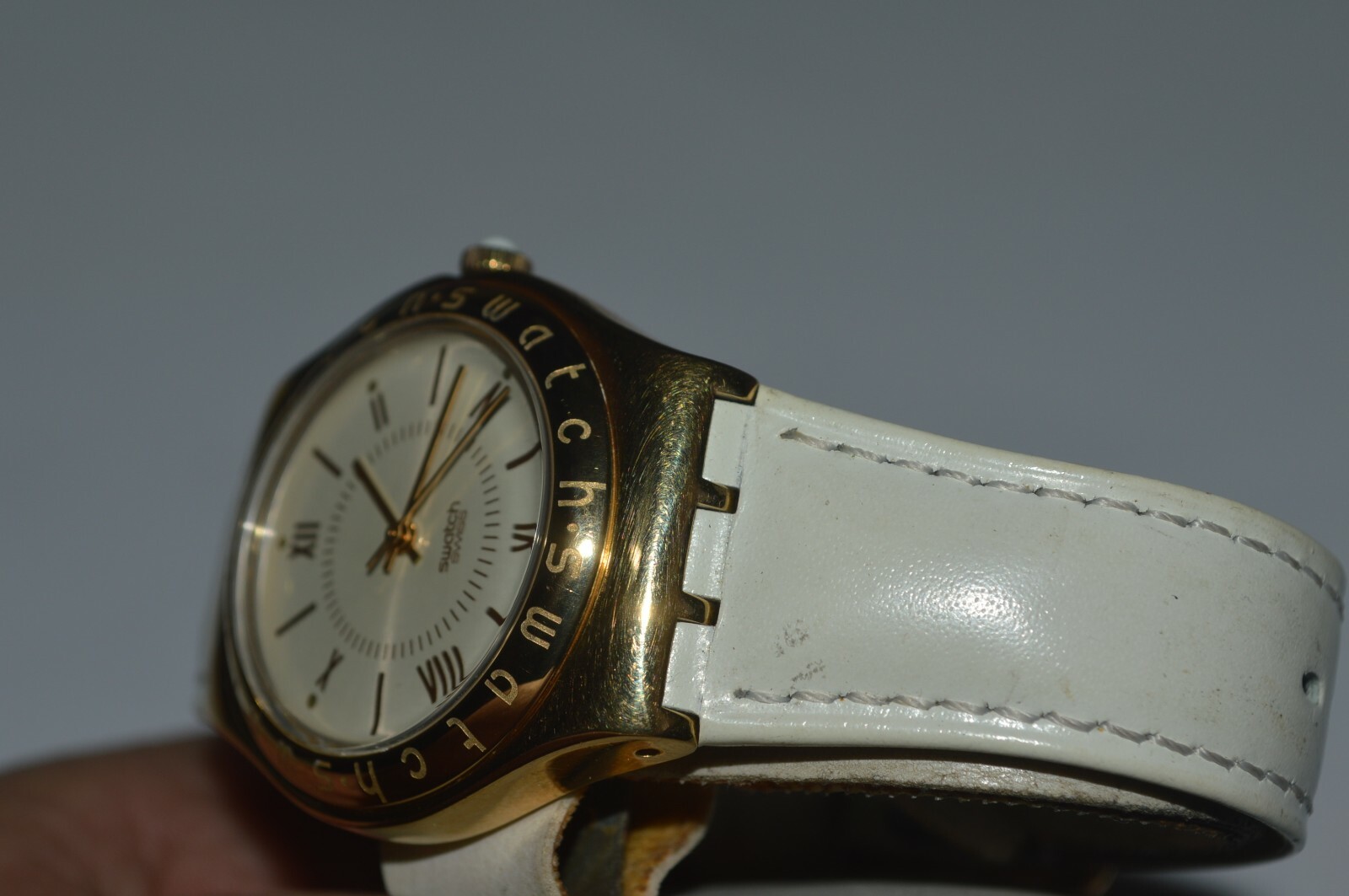 Swatch IRONY Medium Watch YLG109 MALAKO 1998 Swiss Ladies Stainless Steel 33 mm