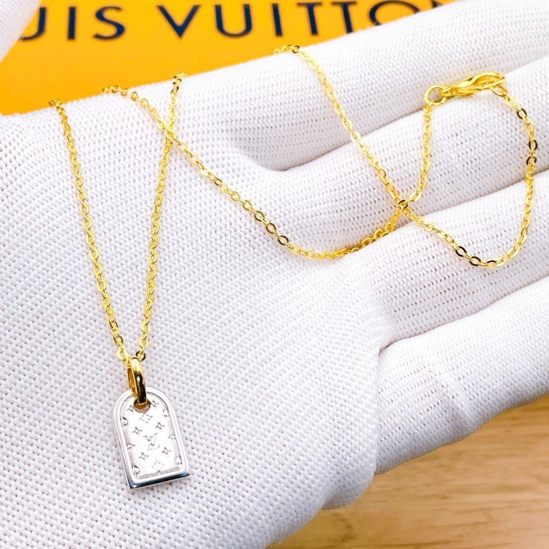 Louis Vuitton New Necklace Nanogram 3.01g