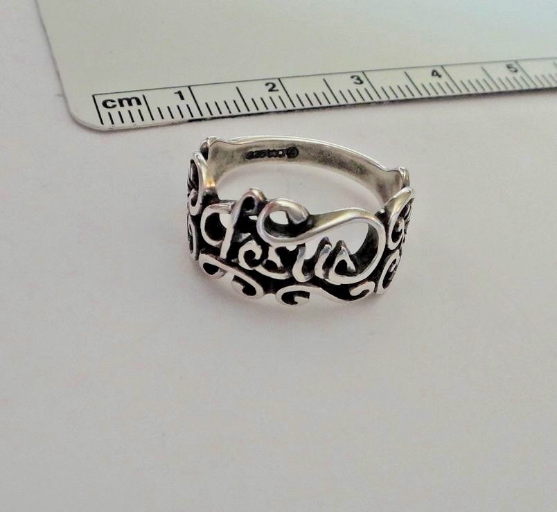 size 6 Sterling Silver 10mm wide band says Jesus on Cut Out Ring