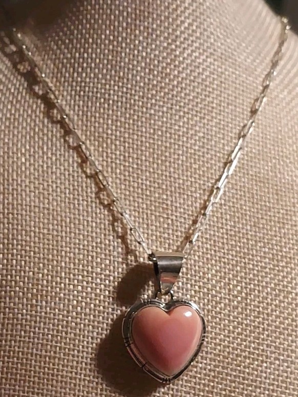 New Large Navajo Artist SS & Natural Pink Conch Heart Pendant with Paper Clip