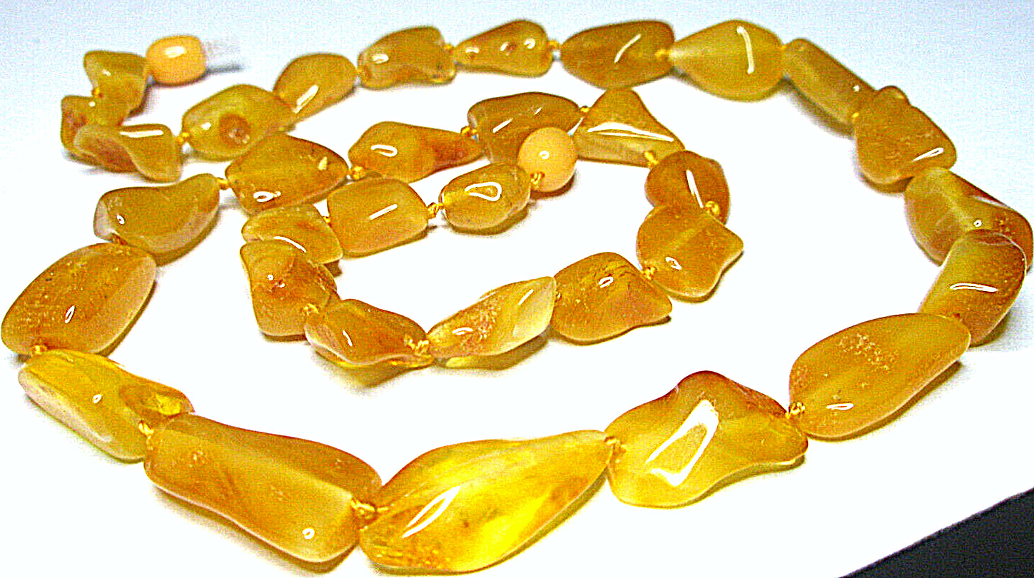 Genuine Baltic Amber Necklace Polished Egg Yolk Butterscotch 51 cm – 20 inch