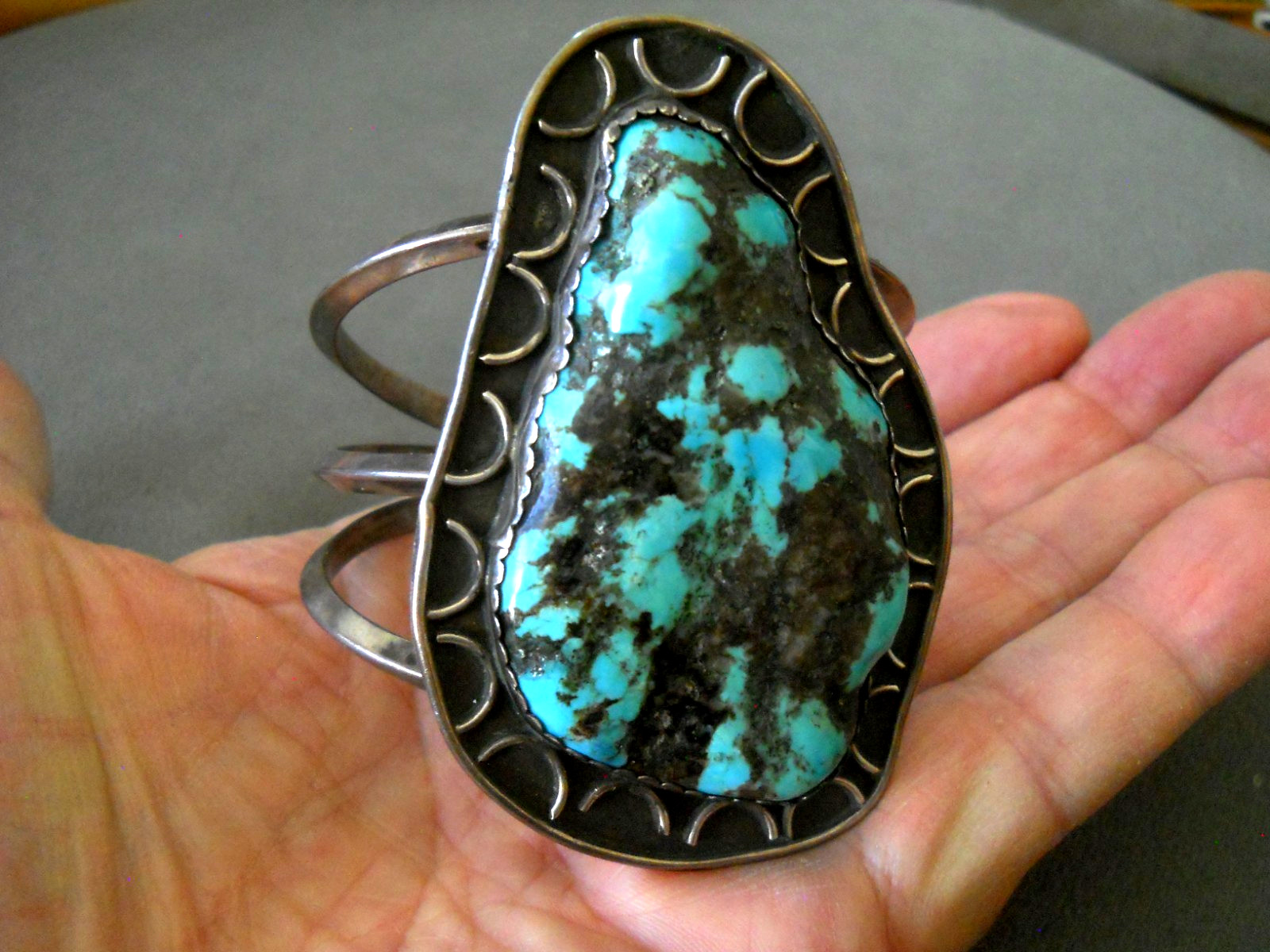 Native American Navajo Rich Blue Turquoise Nugget Sterling Silver Cuff Bracelet