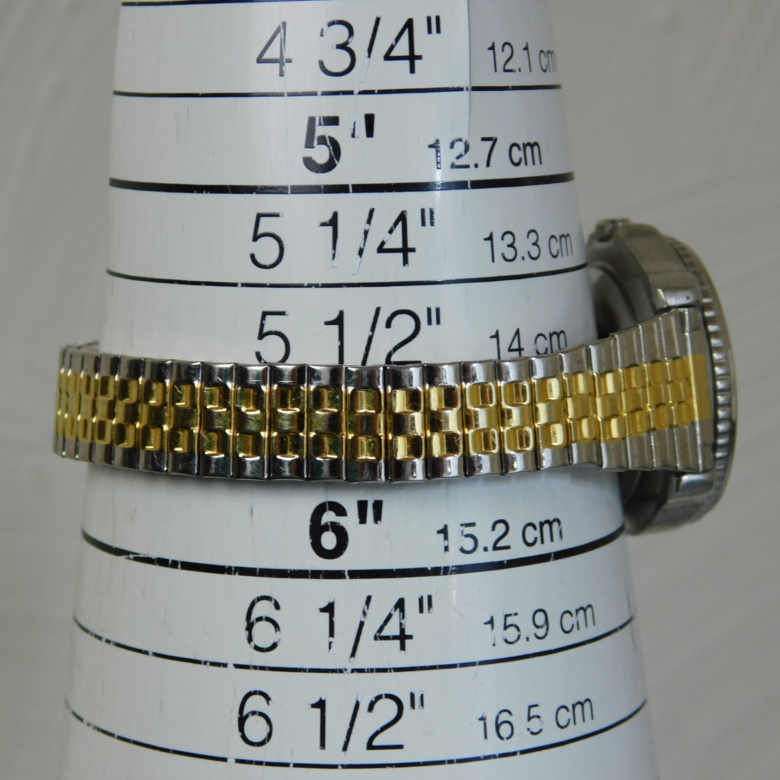 B.U.M. Equipment BUEU1025:E45 Quartz Analog Women’s Watch Sz. 5 3/4″ New Battery