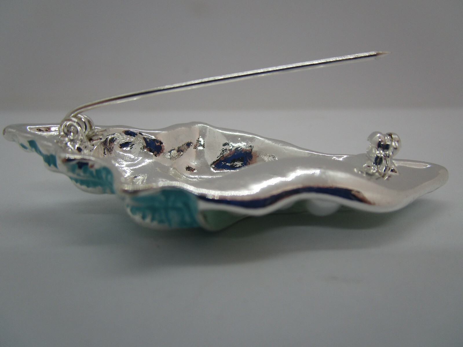 Napier Brooch Aqua Blue CouchShell Pearl Like Stones with Silvertone Accents