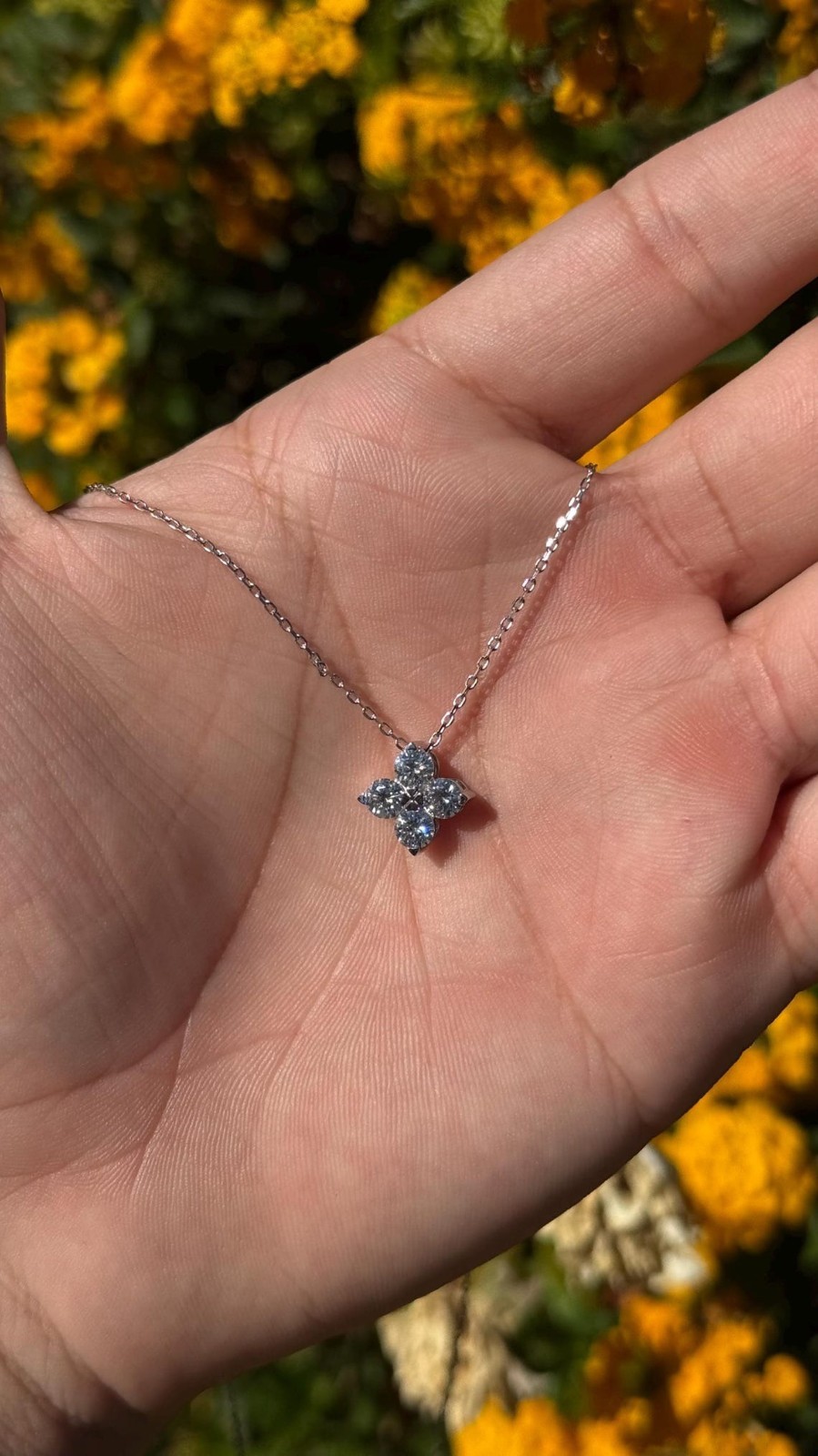 1.5 CT Round Cut Floral Moissanite Wedding Pendant 14K White Gold Plated For Her