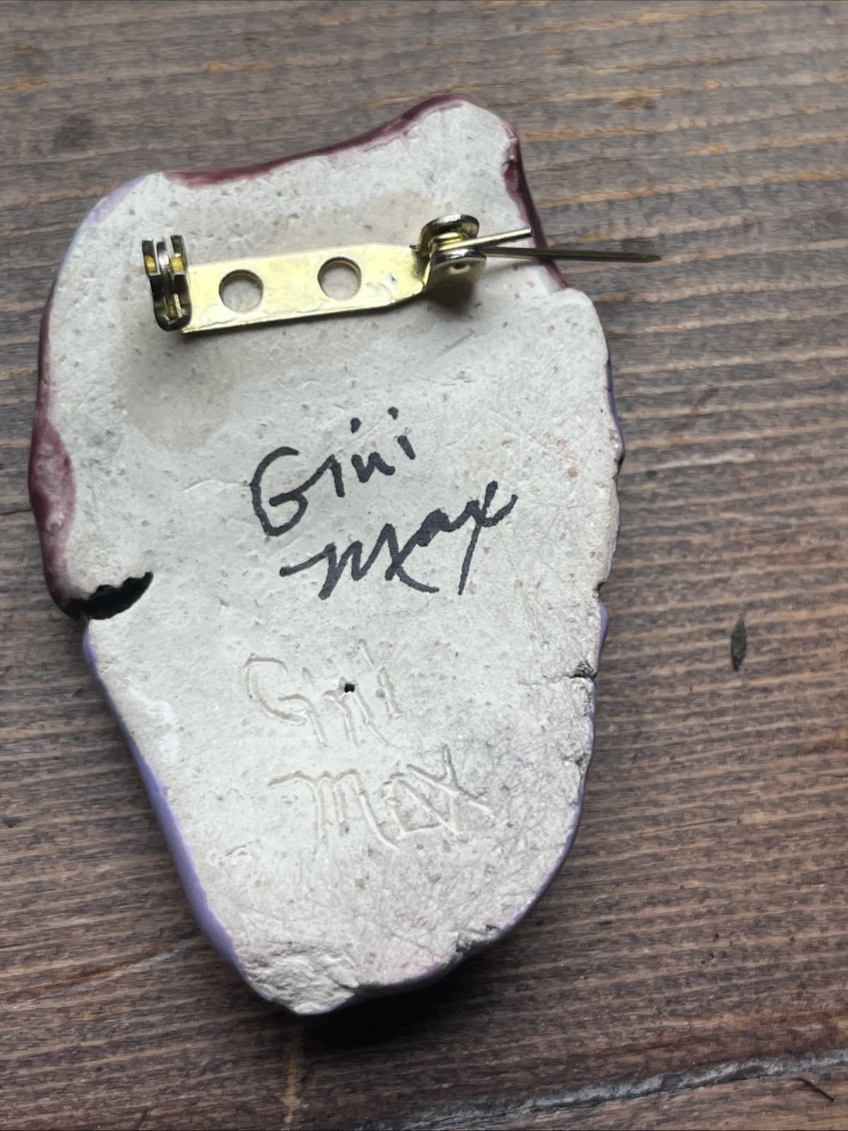 Vintage Artist Signed Gini Max Peaceful Peacemaker Sculpture Brooch