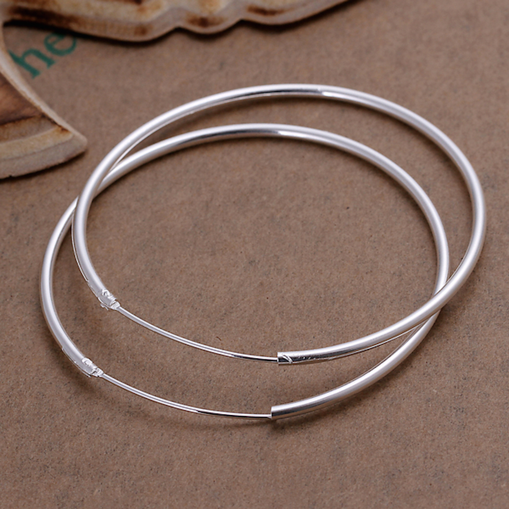 925 Sterling Silver Hoop Pierced Earrings L102