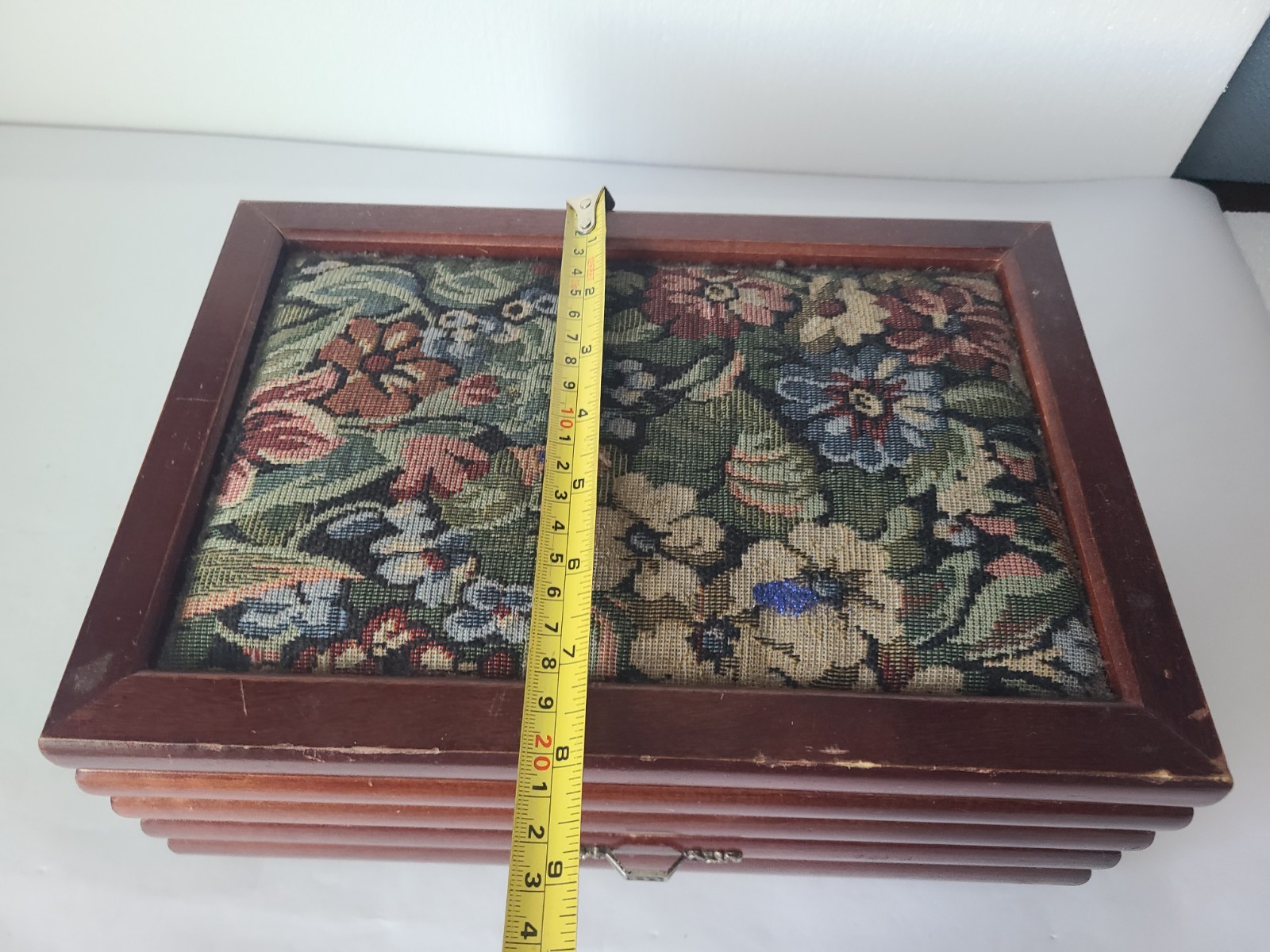Vintage Floral Tapestry Top Wood Hinged Jewelry Box Pink Velvet Lining READ