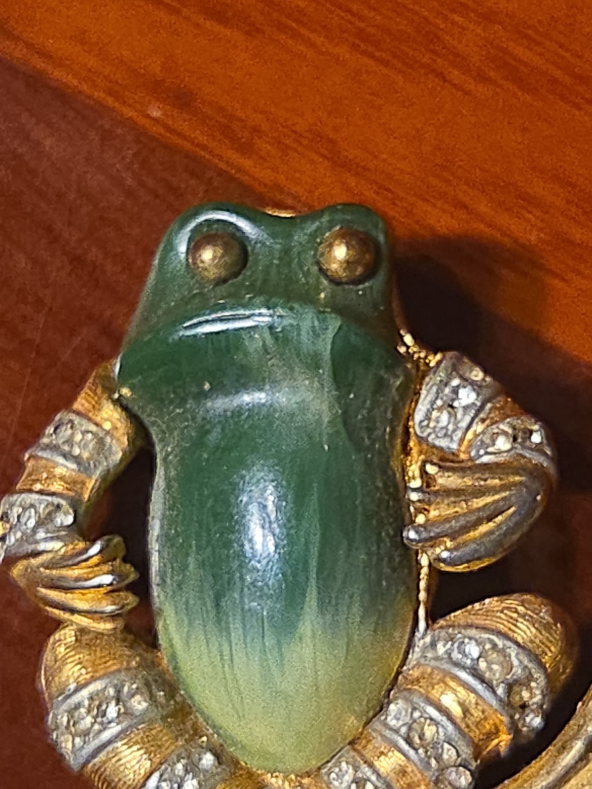 Vintage Unsigned Boucher ? Lucite Belly Pave Rhinestone Frog Pin Brooch