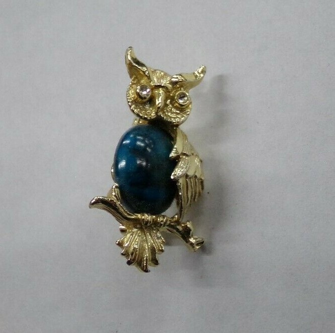 Vintage Gold Tone Owl Brooch With Blue Cabochon Belly Brooch Signed Gerry’s