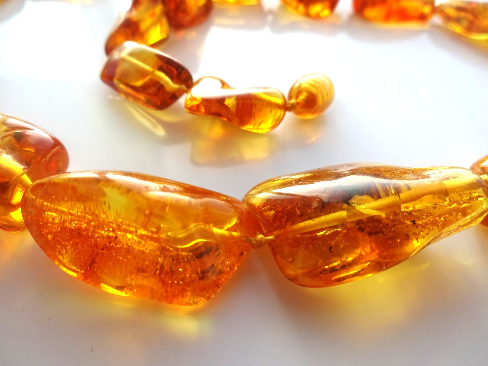 Natural Amber Bead Necklace – Baltic Style – Honey Color 17.7” 45cm