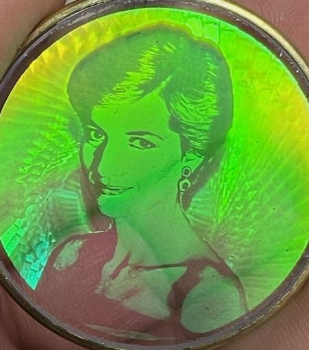 Vintage Holographic / Holigram Glass Pendant 3D Image Princess Diana Lady Di Y2K