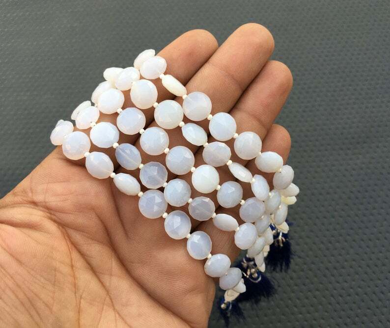 Beautiful Gemstone 16 Pieces Natural Blue Chalcedony Gemstone 1 Strand Faceted
