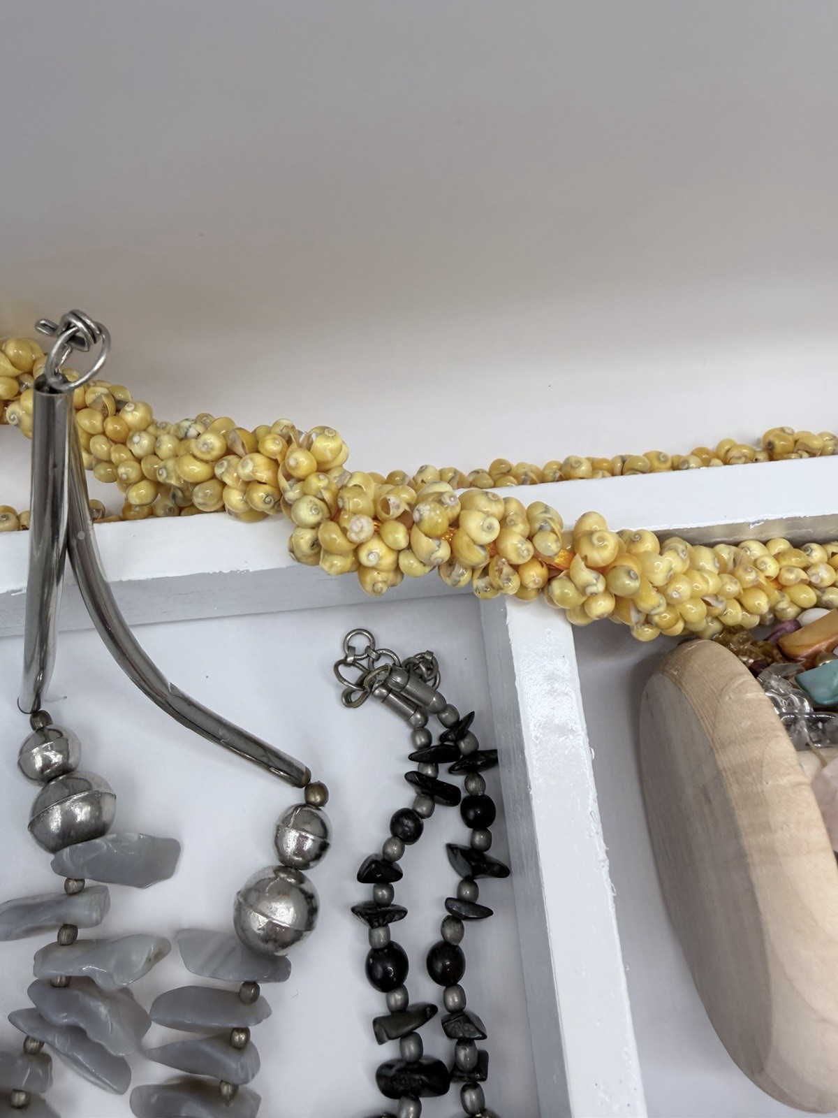 Vintage Natural Gemstone And Shell Lot Of 31 Pieces- Pearl, Shell, And More